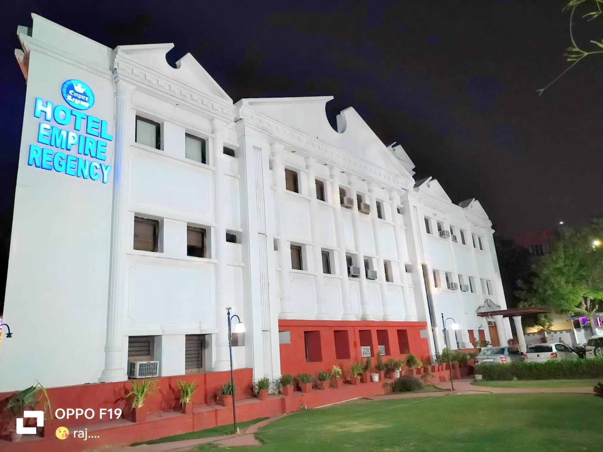 Hotel Empire Regency Jaipur Bagian luar foto