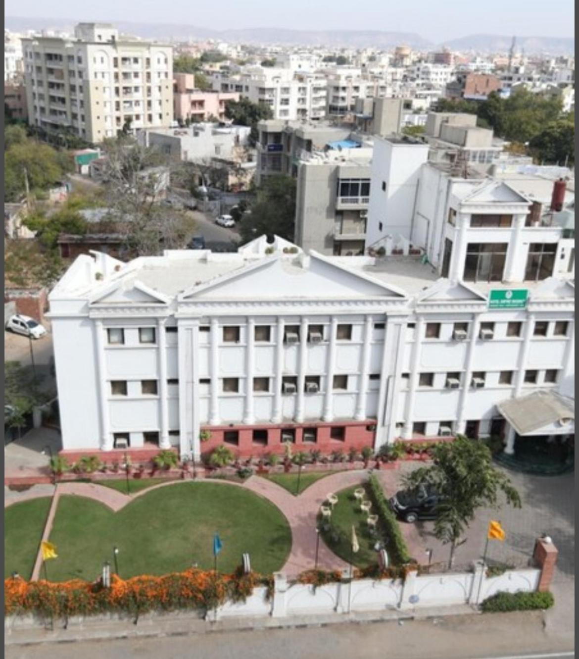 Hotel Empire Regency Jaipur Bagian luar foto