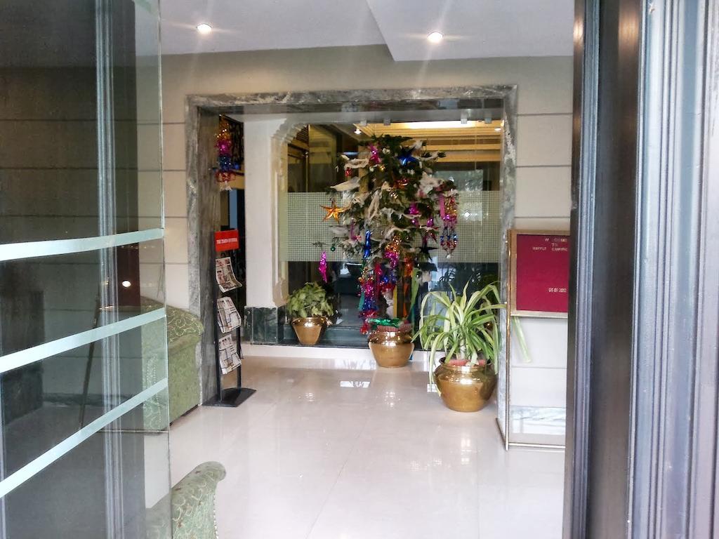 Hotel Empire Regency Jaipur Bagian luar foto