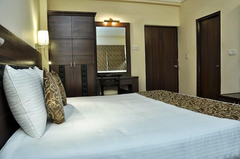 Hotel Empire Regency Jaipur Bagian luar foto