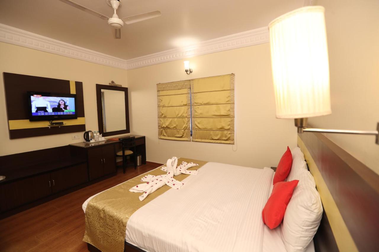 Hotel Empire Regency Jaipur Bagian luar foto