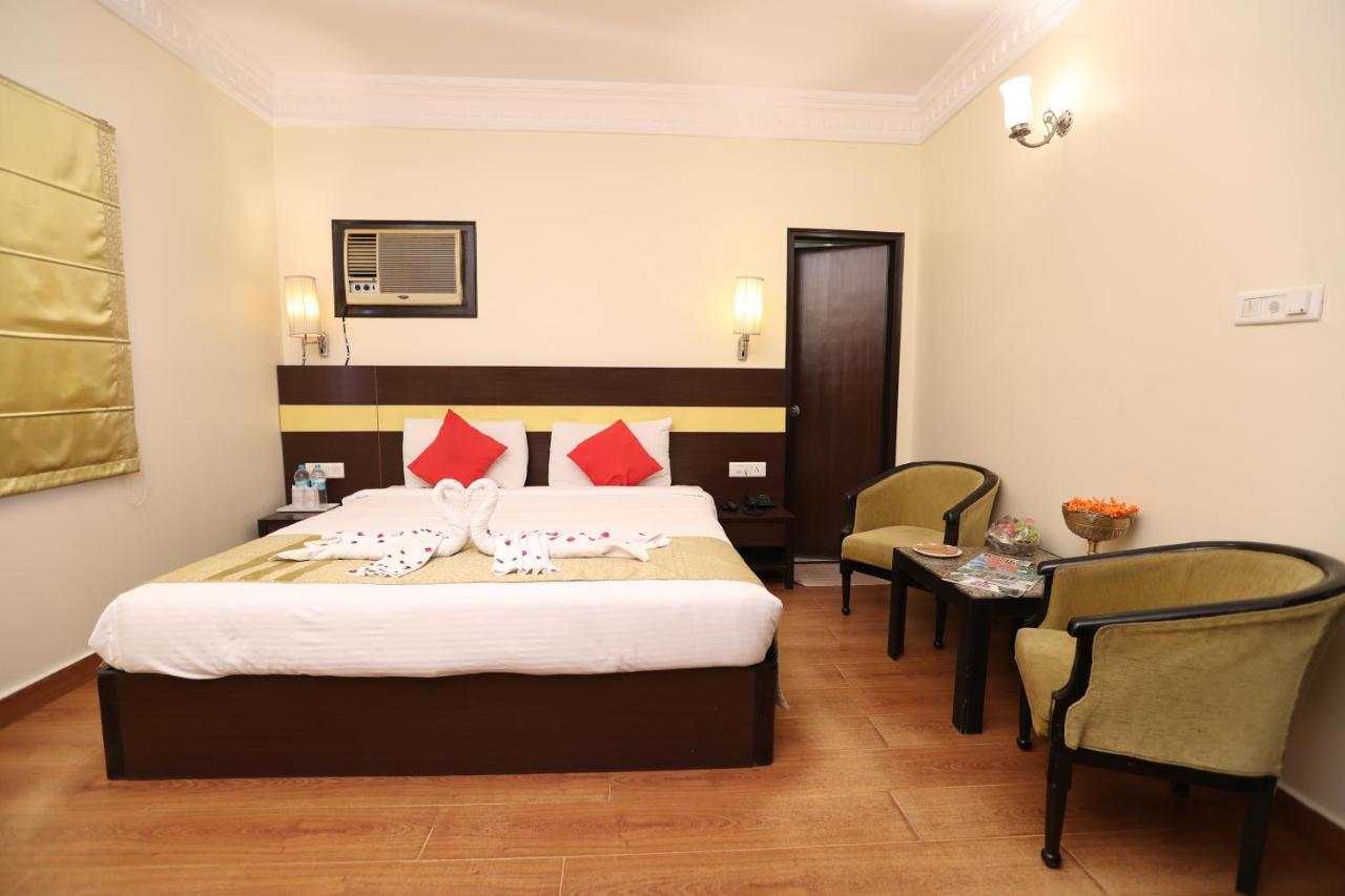Hotel Empire Regency Jaipur Bagian luar foto